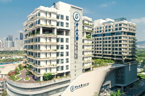 我司為中山（shān）大學附屬第八醫院潔淨（jìng）區高（gāo）效過濾器更換項目順利完工